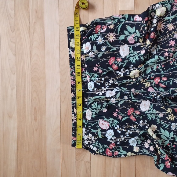 Capris flower pants - Picture 2 of 5